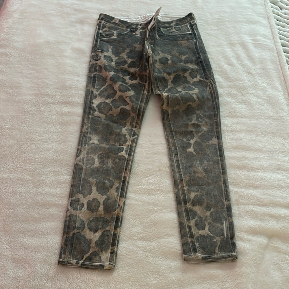 jazmín chebar jeans